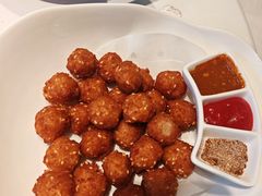 金牌干炸丸子-真地道京味府·鲜橙烤鸭·北京菜(朝外大街东大桥店)