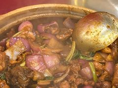 鸡肉-胡须佬鸡煲四季火锅店(石厦西村直营店)