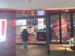 -肯德基(嘉善路地铁站店)