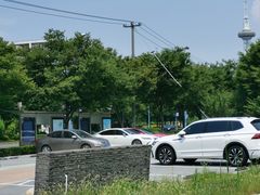 -青浦图书馆-停车场