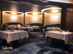 -迪拜帆船酒店海底餐厅