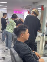 -米娜护肤造型