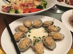 -中山利和希尔顿酒店