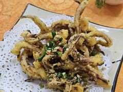 椒盐鱿鱼须-辉记潮汕海鲜砂锅粥(市桥店)
