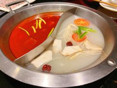 鸳鸯锅底-吴记老锅底麻辣火锅(福州路店)