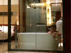 -三亚湾海居铂尔曼度假酒店