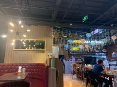 -拉亚汉堡经典餐厅(商城路店)