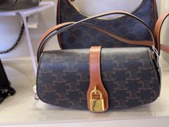 -六六奢品·vintage中古·回收二手奢侈品包包手表首饰(环球港店)