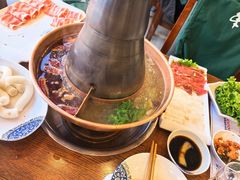 -楼外楼大刀肉传统火锅居(博学路店)