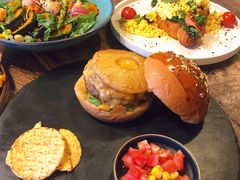 -HIGH FIVE哈福手工汉堡(桂林路店)