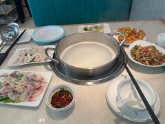-粤顺渔坊·中山脆肉鲩火锅(清湖店)