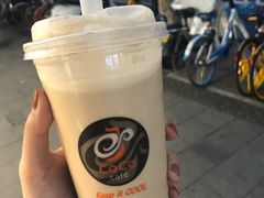-CoCo都可(湖滨银泰店B区店)