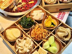 -芈重山老火锅(广州首店)