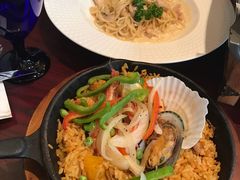 -香格里拉鱼跃地中海西餐厅·牛排披萨