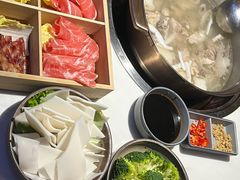 -喃喃椰·糟粕醋椰子鸡火锅(七堡花园店)