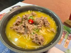 酸汤肥牛-意卡菲·欢乐聚会餐厅(华侨店)