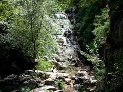 -大平台龙居瀑布旅游区