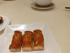 蜜汁叉烧酥-利苑酒家(合景国际金融广场店)