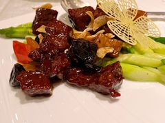 黑金雪花牛肉粒-上海和平饭店龙凤厅 Dragon Phoenix