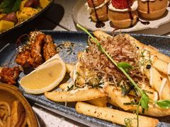 琥珀酱烤鸡翅拼和风海苔薯条-BE BRIGHT KITCHEN(正佳广场店)