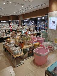 -孩子王(建邺金鹰世界店)