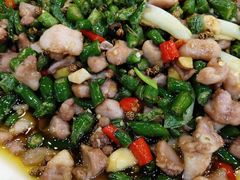 特色尖椒兔-江湖黑大兔(杨家坪店)