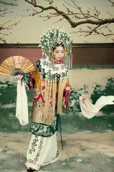 -盘子女人坊古装写真摄影(厦门总店)