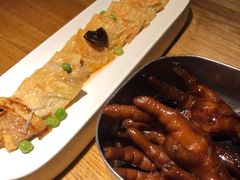 弄堂里的卤鸡爪-弄堂里(雨花客厅店)