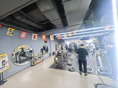 -超鹿运动(五四路恒力城店)