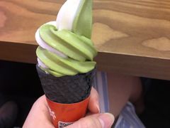 豆腐抹茶双拼冰淇淋-饭町二郎日式综合茶餐(中安广场店)