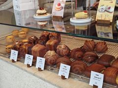 -VERIE BAKEHOUSE