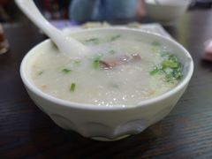 及第粥-郑记广东肠粉王(湾畔大街店)