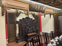 -梅龙镇酒家(南京西路总店)