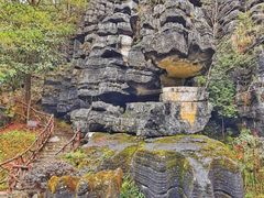 -梭布垭石林景区