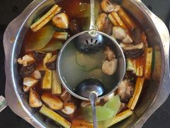 -重庆烧鸡公火锅(簋街店)