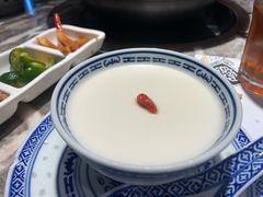 杏仁豆腐-禄婶鸡煲·打边炉