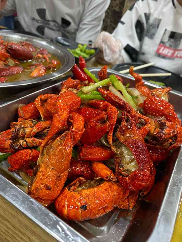秋林龙虾(下关店)-"吃过2次 第一次是点的外卖回家吃的,因.