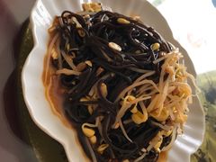 红油蕨根粉-香味轩(北街店)