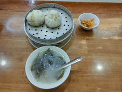 -胡成记口蘑龙眼包子(盐道街店)