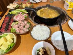 -黔三一夺夺粉酸汤火锅(百信店)