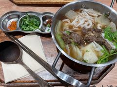 翘脚牛肉粉-小满手工粉(上海新世界城店)