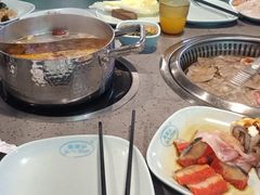 -金滏山烤肉·海鲜·火锅自助餐厅(襄阳万达店)