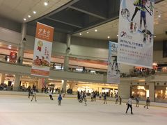 -冰纷万象滑冰场(深圳万象城店)