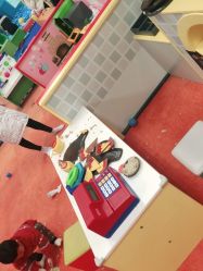 -莫莉幻想儿童乐园(绍兴金帝银泰城店)