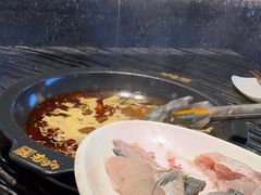 -老船舫·现做活鲜鱼馆(东郊记忆店)