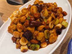 -渝信川菜 · 川味家常菜(财富购物中心店)