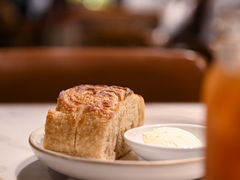 -ROAST coffee & eatery