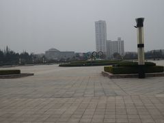 -汇泉广场
