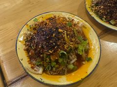 -拈签一笑黄牛肉辣卤串串