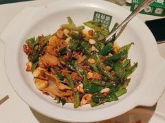 -绿草地·湘菜(悦方ID mall店)